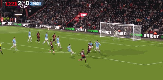 【英超】曼城1比2不敌伯恩茅斯遭连败，塞梅尼奥进球